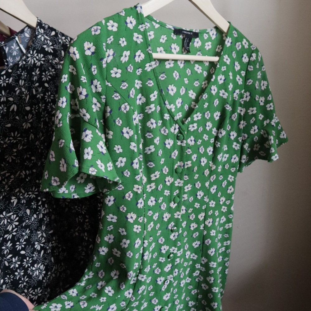 Green floral mini dress